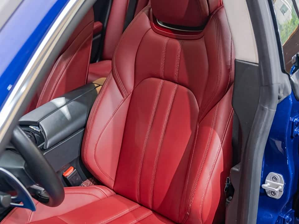 Maserati Ghibli Maserati Ghibli