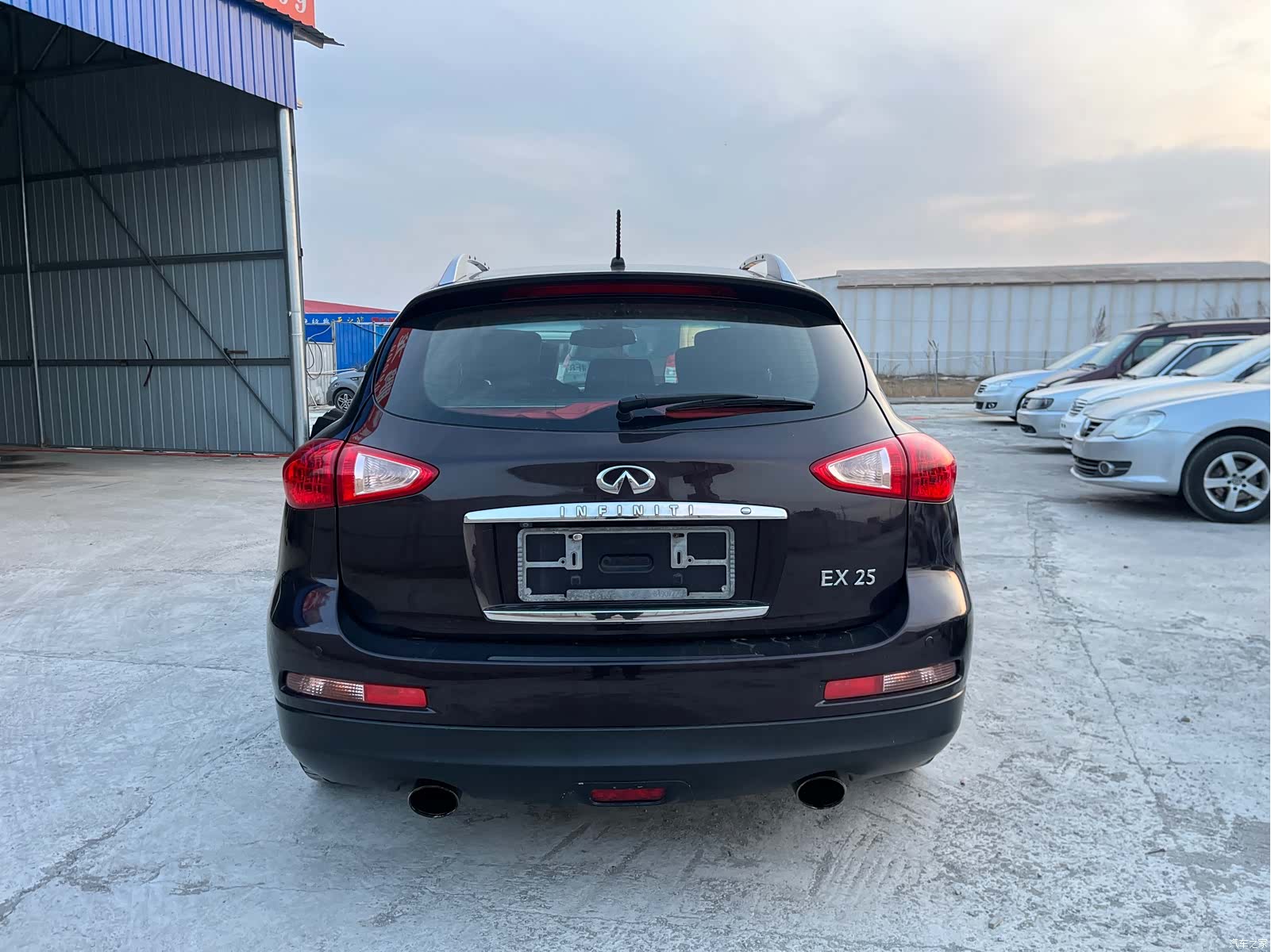 Infiniti EX25, 2011 8