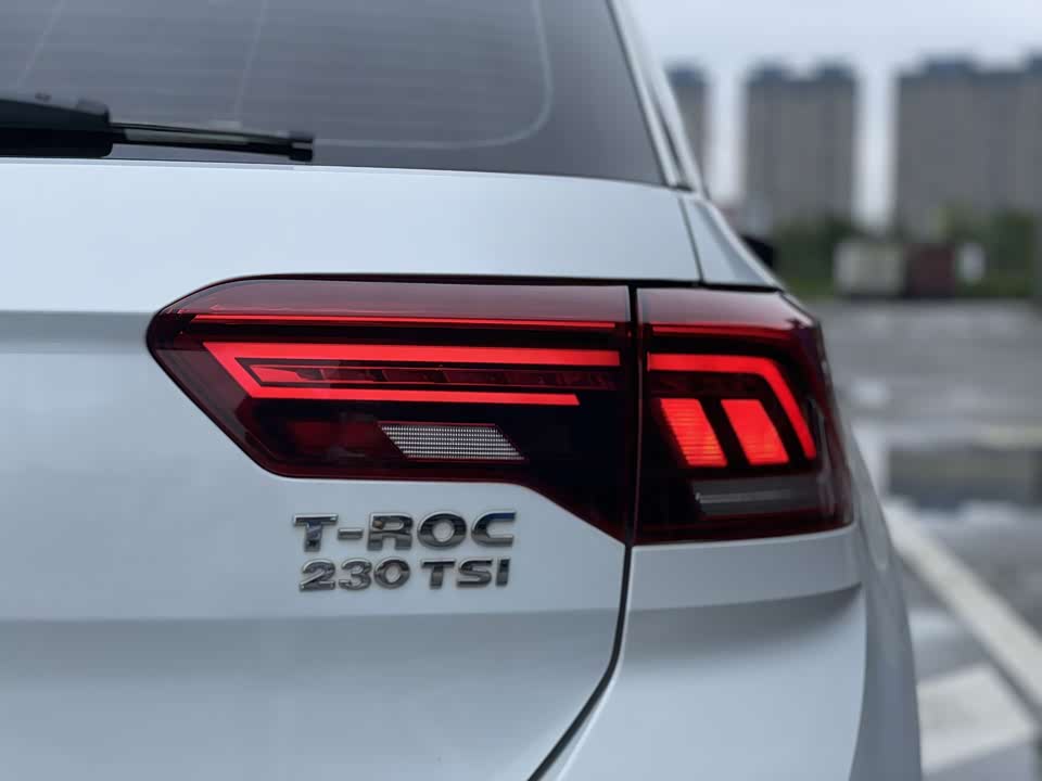 Volkswagen T-ROC exploring Songs Volkswagen T-ROC exploring Songs