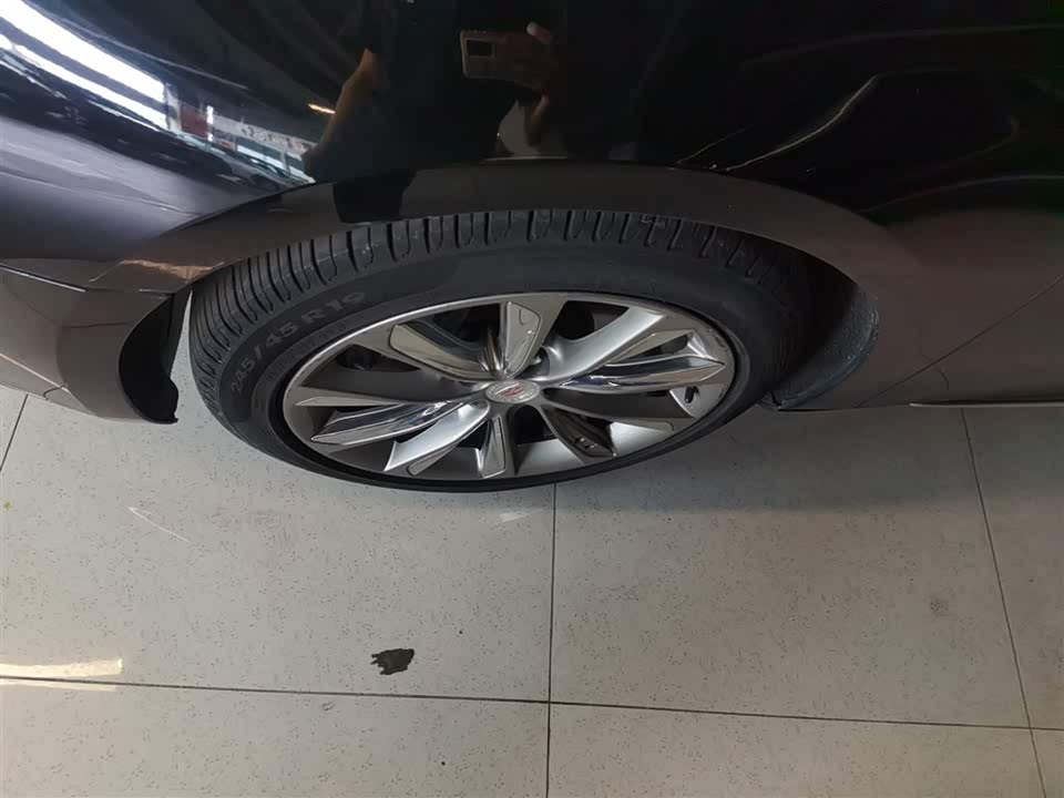 Cadillac XTS Cadillac XTS
