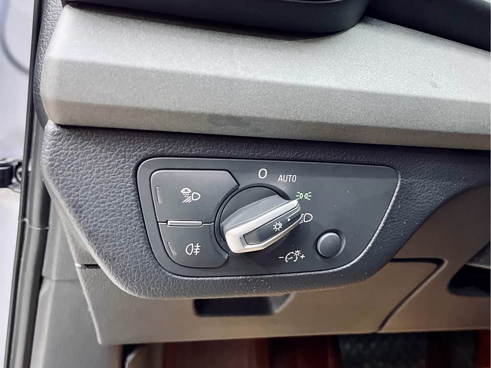 Audi Q5L Audi Q5L