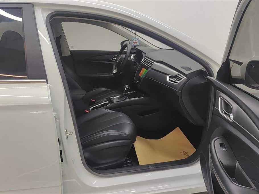 Roewe i5 Roewe i5