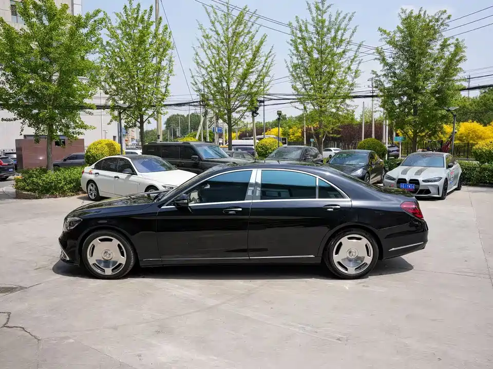 Mercedes-Benz S-class Mercedes-Benz S-class