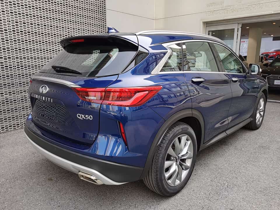 Infiniti QX50