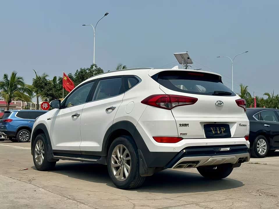 Hyundai Tucson