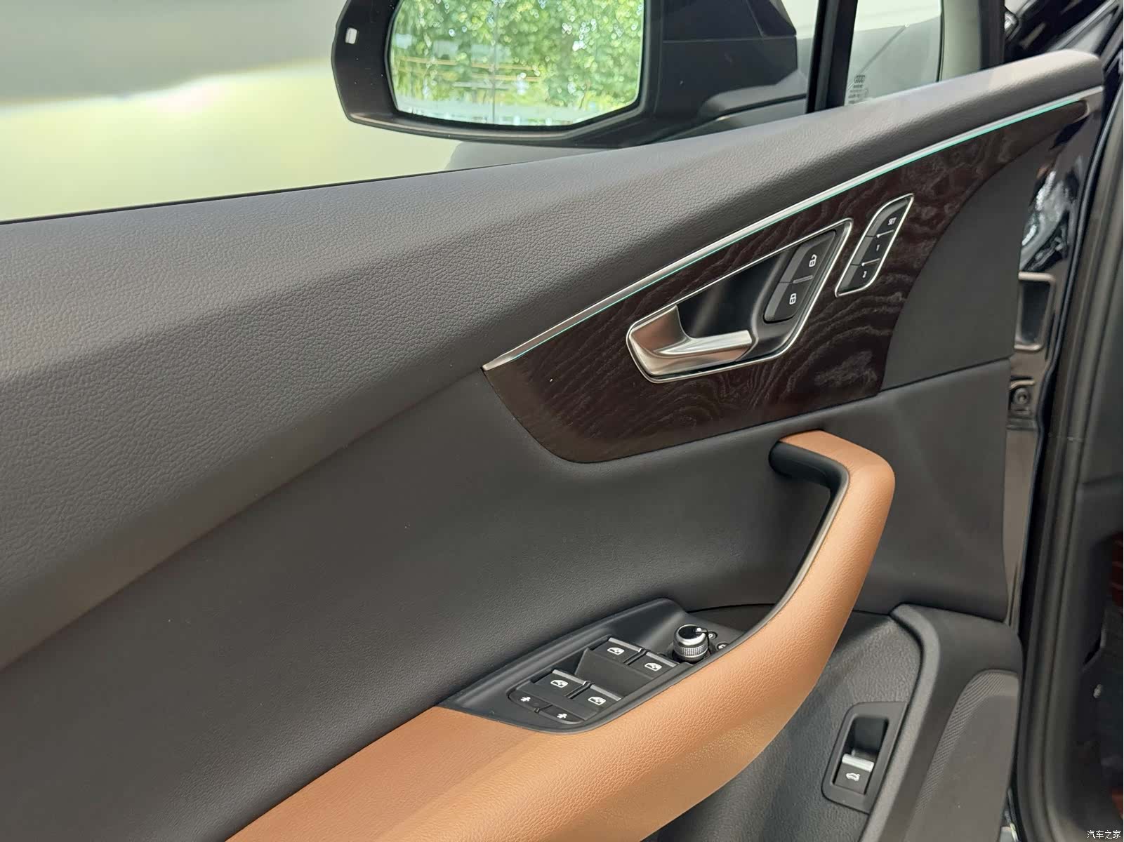 Audi Q7, 2020 9