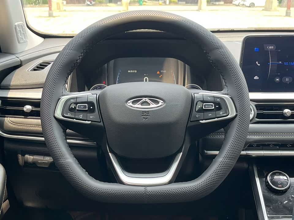 Chery Tiggo 8