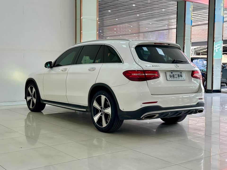 Mercedes-Benz GLC Mercedes-Benz GLC
