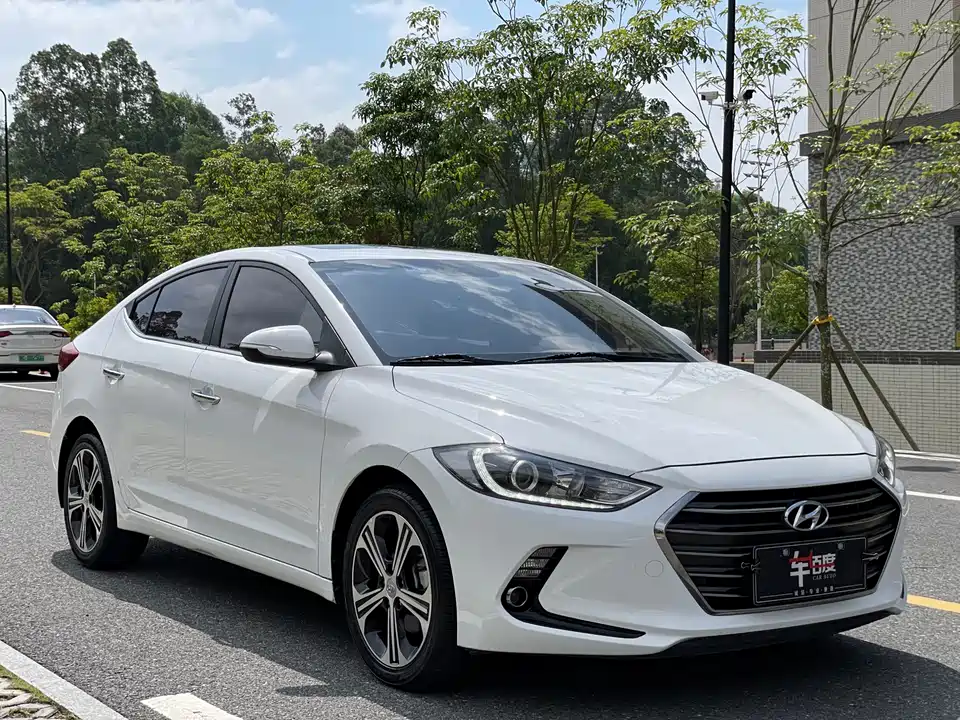 Hyundai Lead