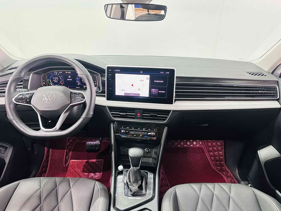 Volkswagen Tiguan L Volkswagen Tiguan L
