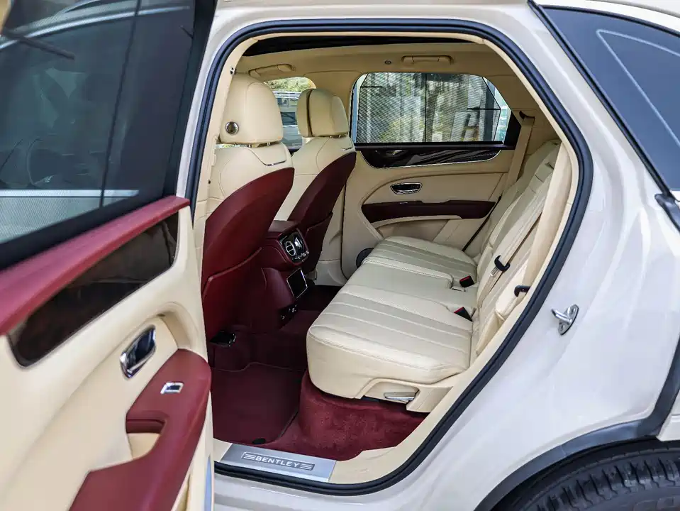 Bentley Tim Yue Bentley Tim Yue