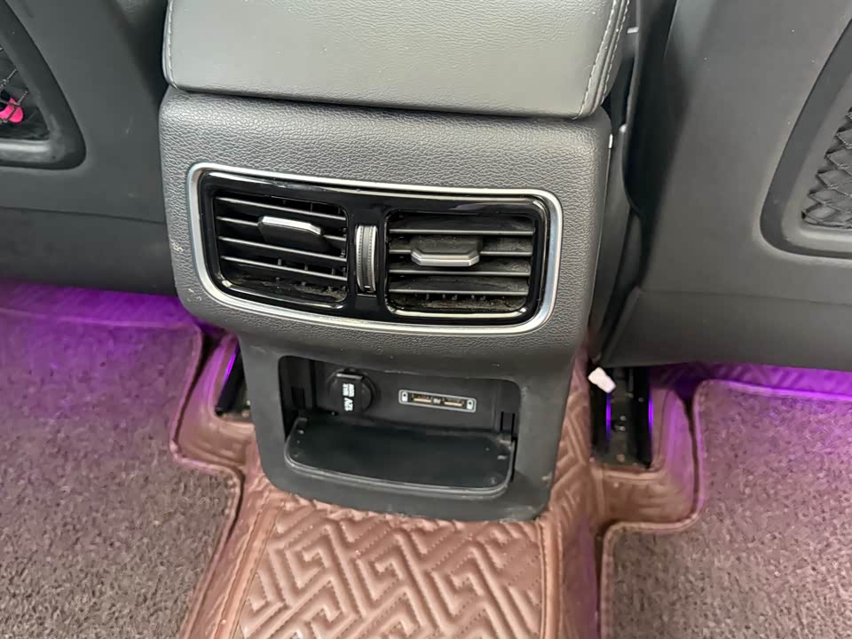 Hongqi HS5 Hongqi HS5