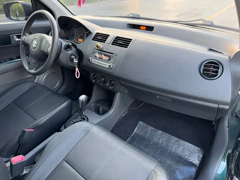 Suzuki Swift Suzuki Swift