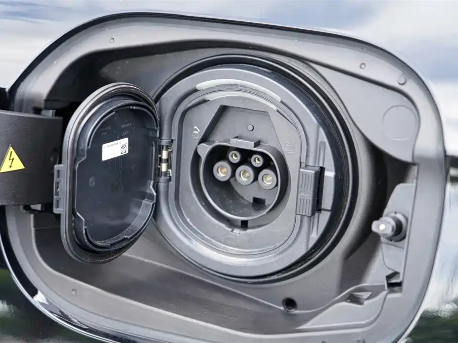 Mercedes-Benz E-class Mercedes-Benz E-class