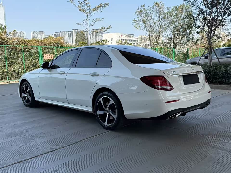Mercedes-Benz E-class Mercedes-Benz E-class
