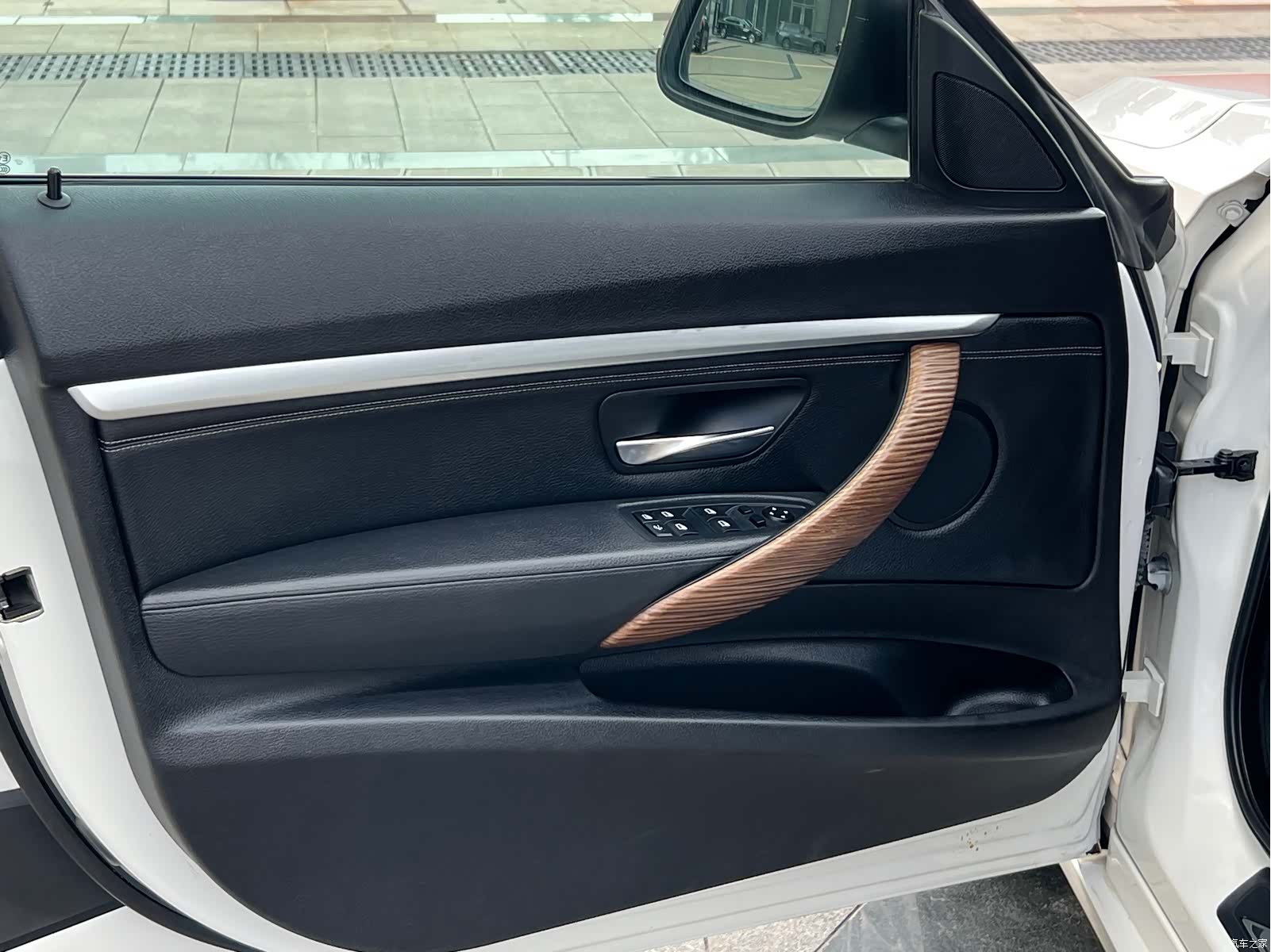 BMW 3 Series, 2015 12