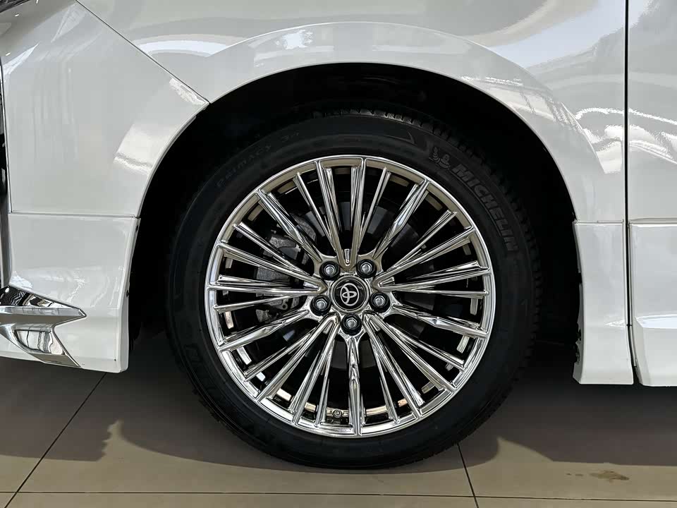 Toyota Elfa Toyota Elfa