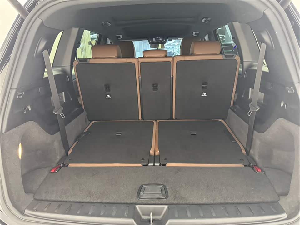 Mercedes-Benz GLB Mercedes-Benz GLB