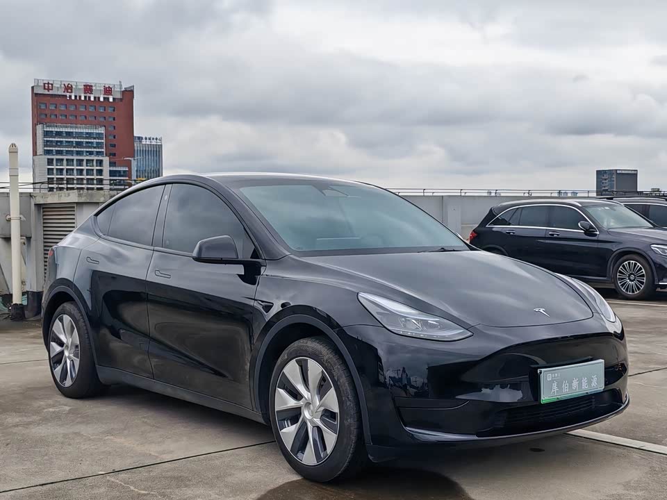 Tesla Model Y Tesla Model Y