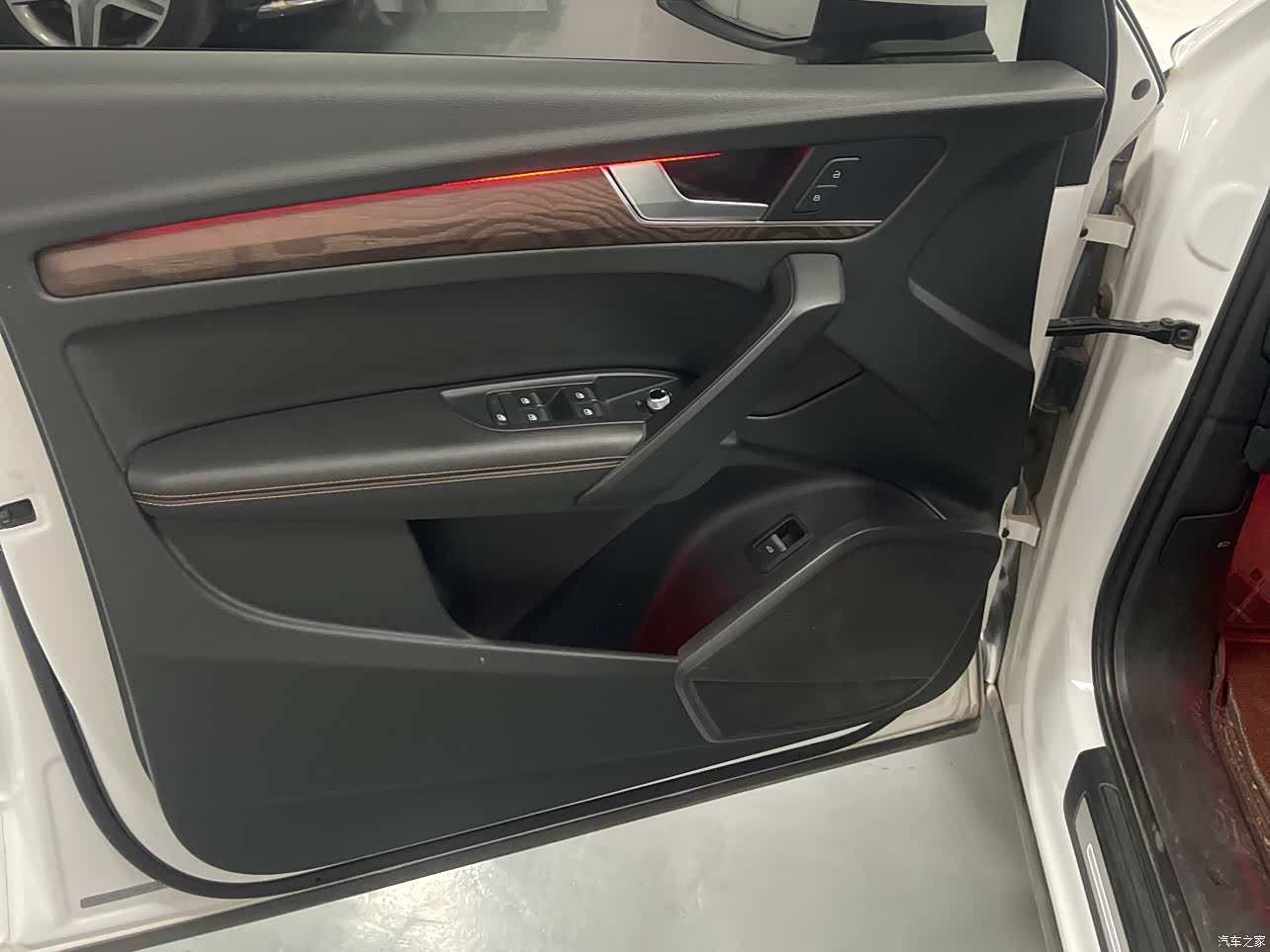 Audi Q5L, 2019 8