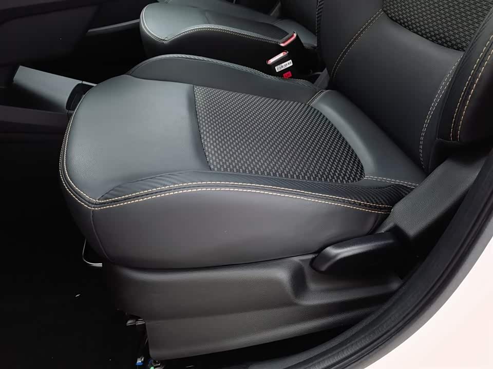 Dongfeng Nammi Nano BOX