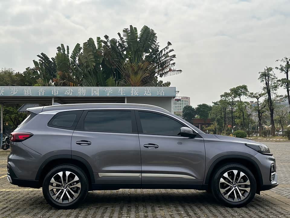 Chery Tiggo 8