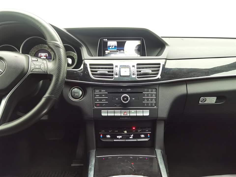 Mercedes-Benz E-class Mercedes-Benz E-class