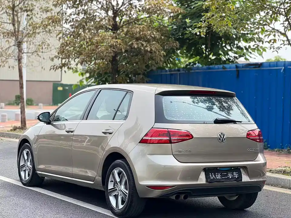 Volkswagen golf