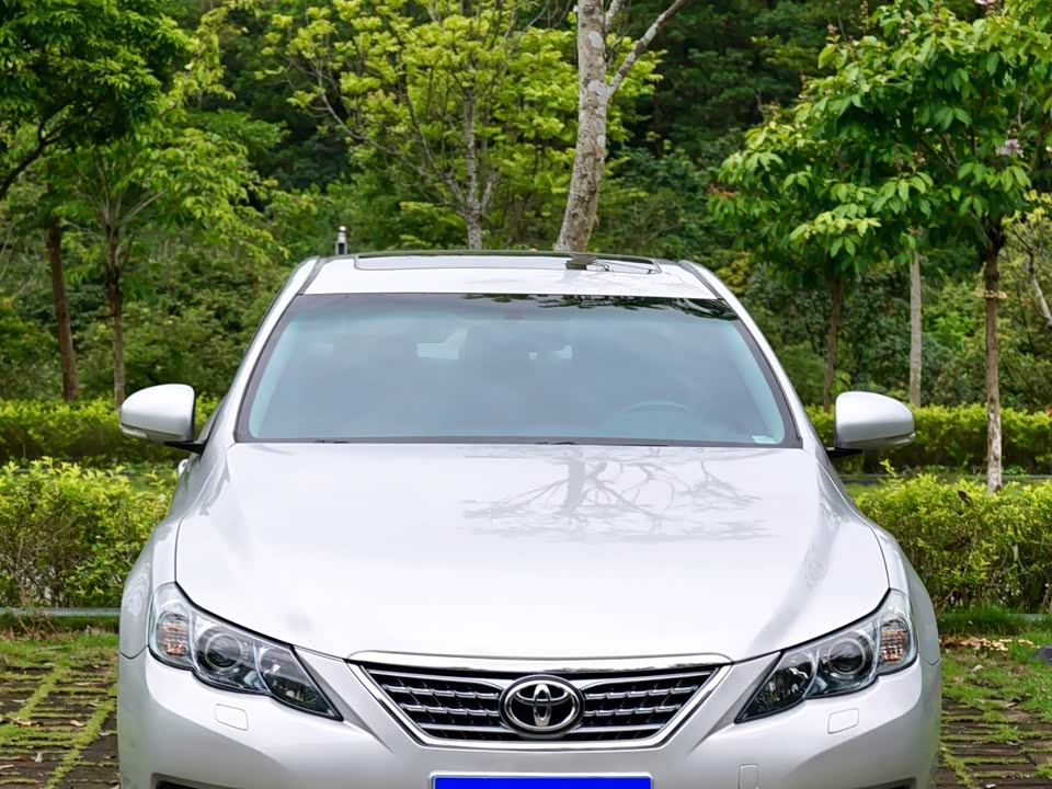 Toyota Reiz Toyota Reiz