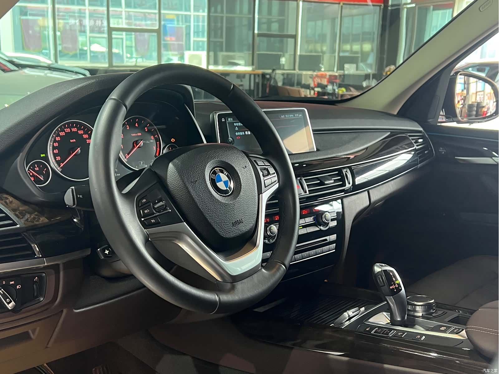 BMW X5, 2018 6