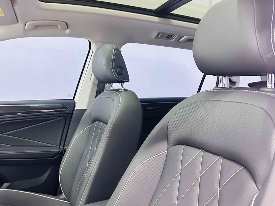 Volkswagen Tiguan L Volkswagen Tiguan L