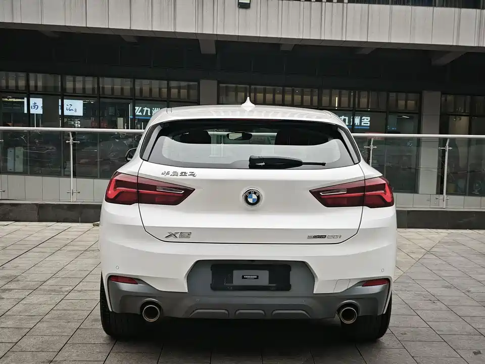 BMW X2