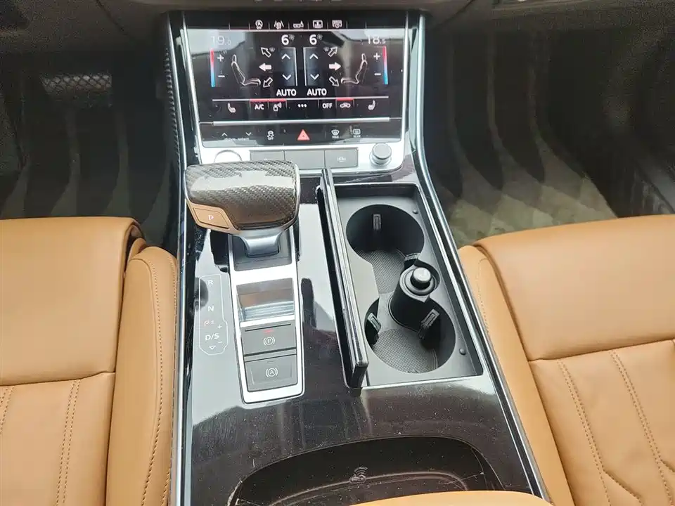 Audi A8 Audi A8