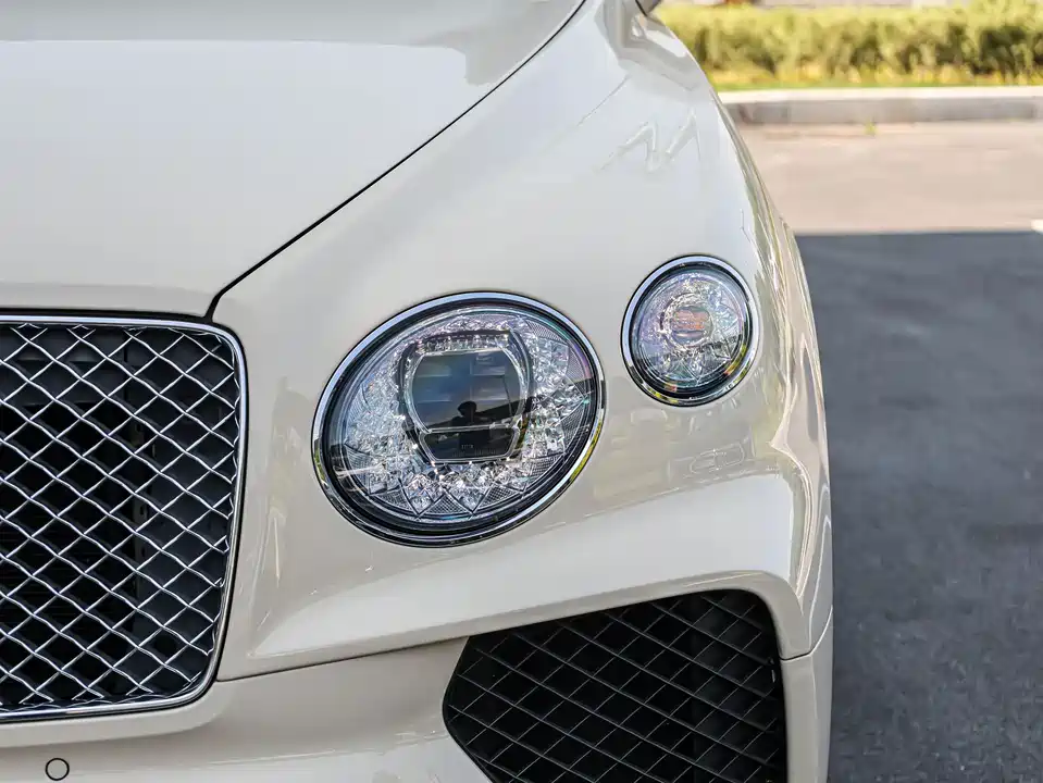 Bentley Tim Yue Bentley Tim Yue