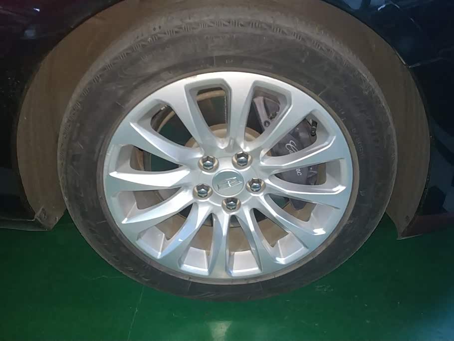 Cadillac XTS Cadillac XTS