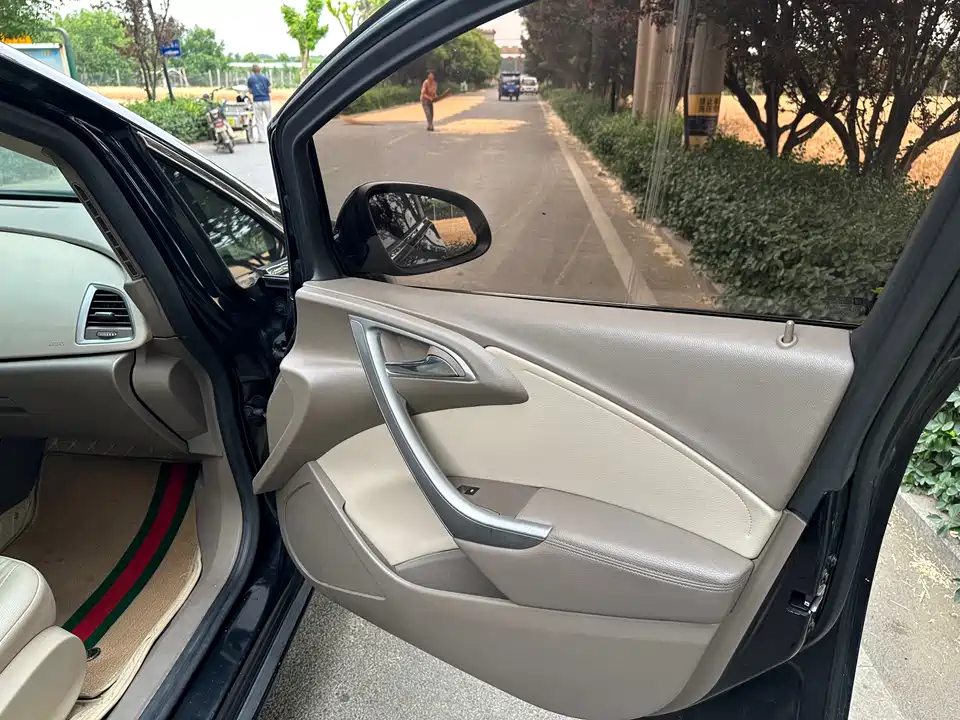 Buick Yinglang Buick Yinglang