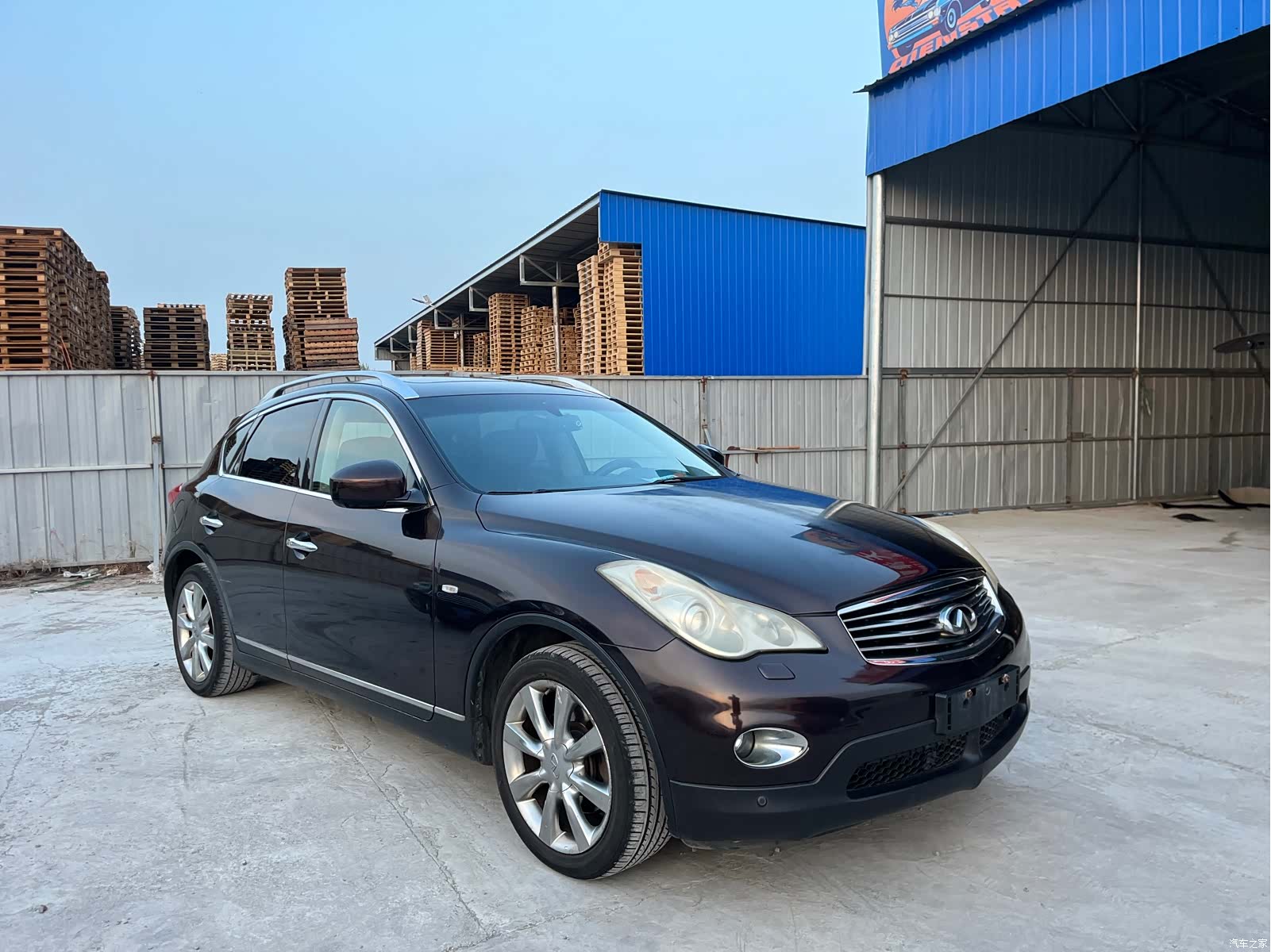 Infiniti EX25, 2011 6
