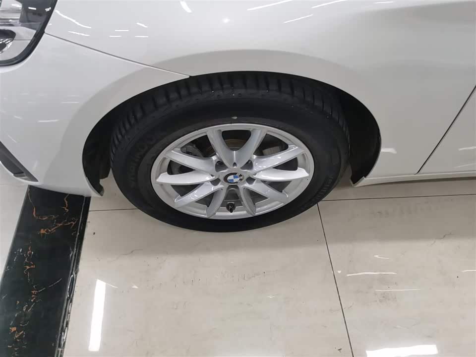 BMW 2 series station wagon BMW 2 series station wagon