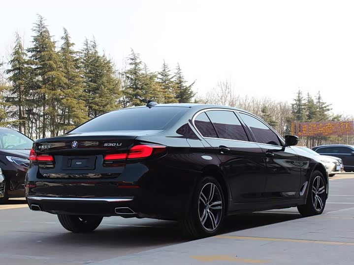 【潍坊】宝马5系 2021款 530li xdrive 豪华套装_46.8000_二手车之家