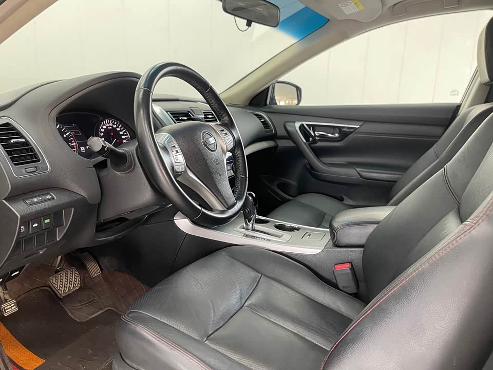 Nissan Teana Nissan Teana