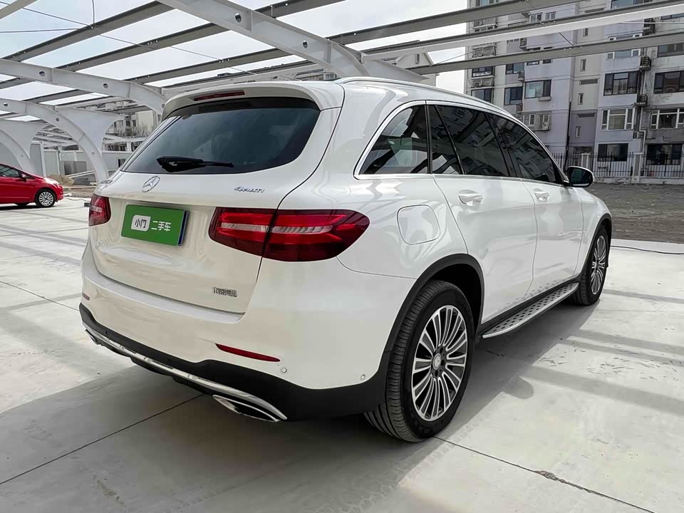 Mercedes-Benz GLC Mercedes-Benz GLC