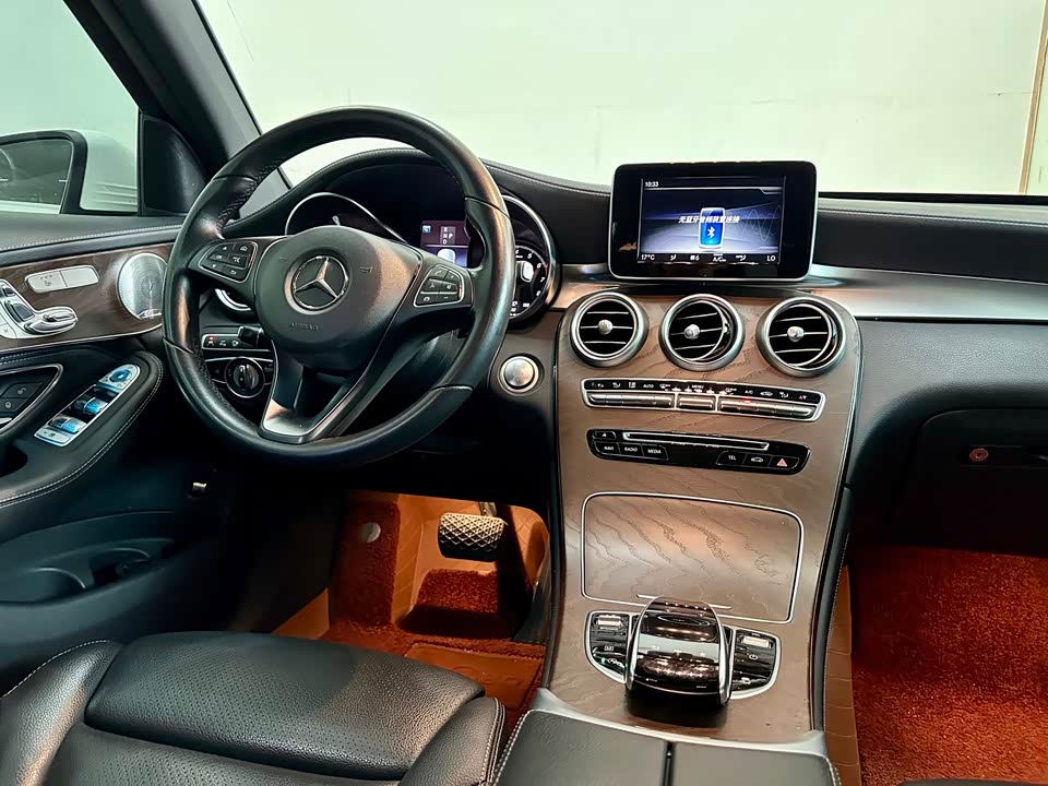 Mercedes-Benz GLC Mercedes-Benz GLC
