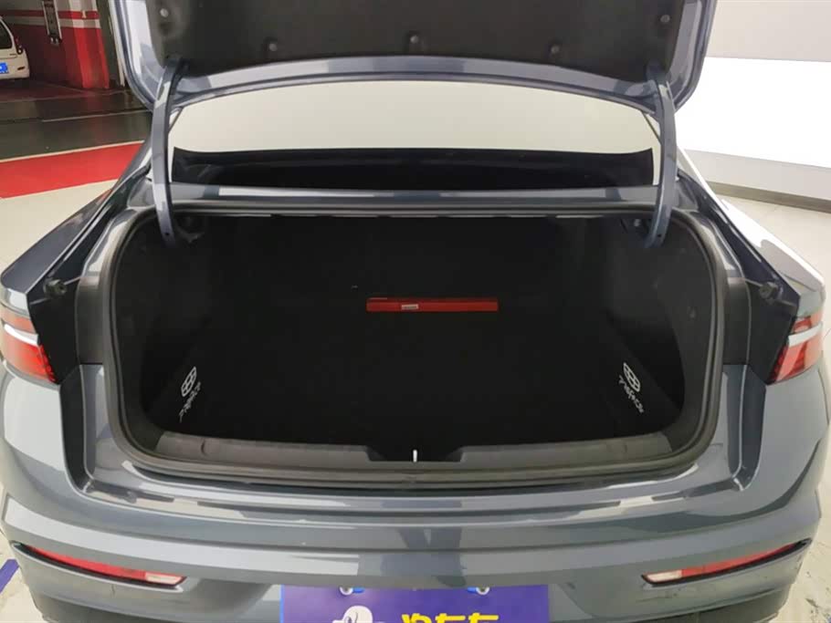 Geely Xingrui Geely Xingrui