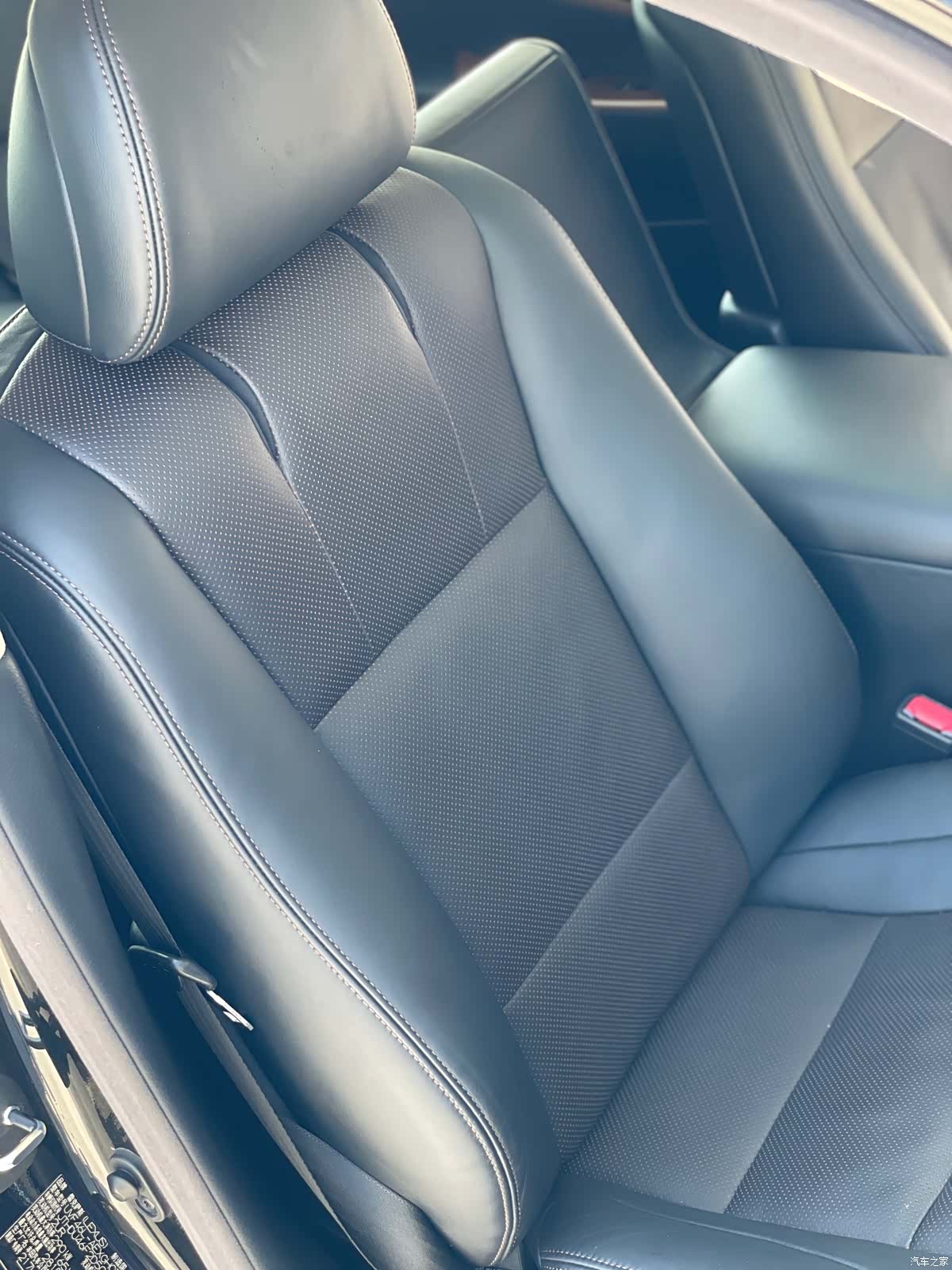 Lexus LS, 2014 25