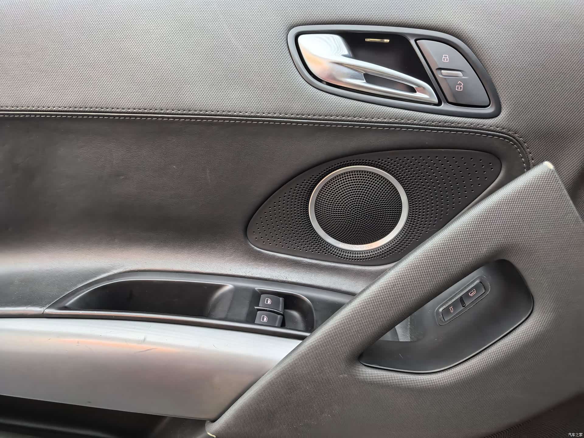 Audi TT, 2011 20