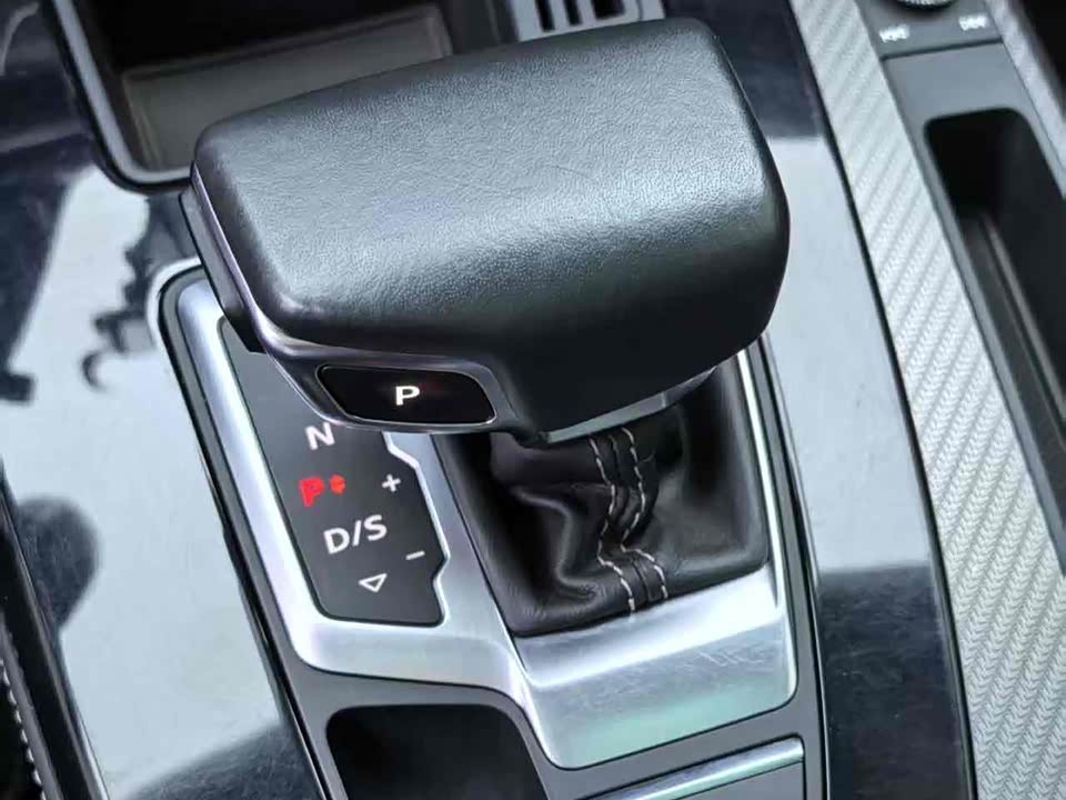 Audi Q5L Audi Q5L