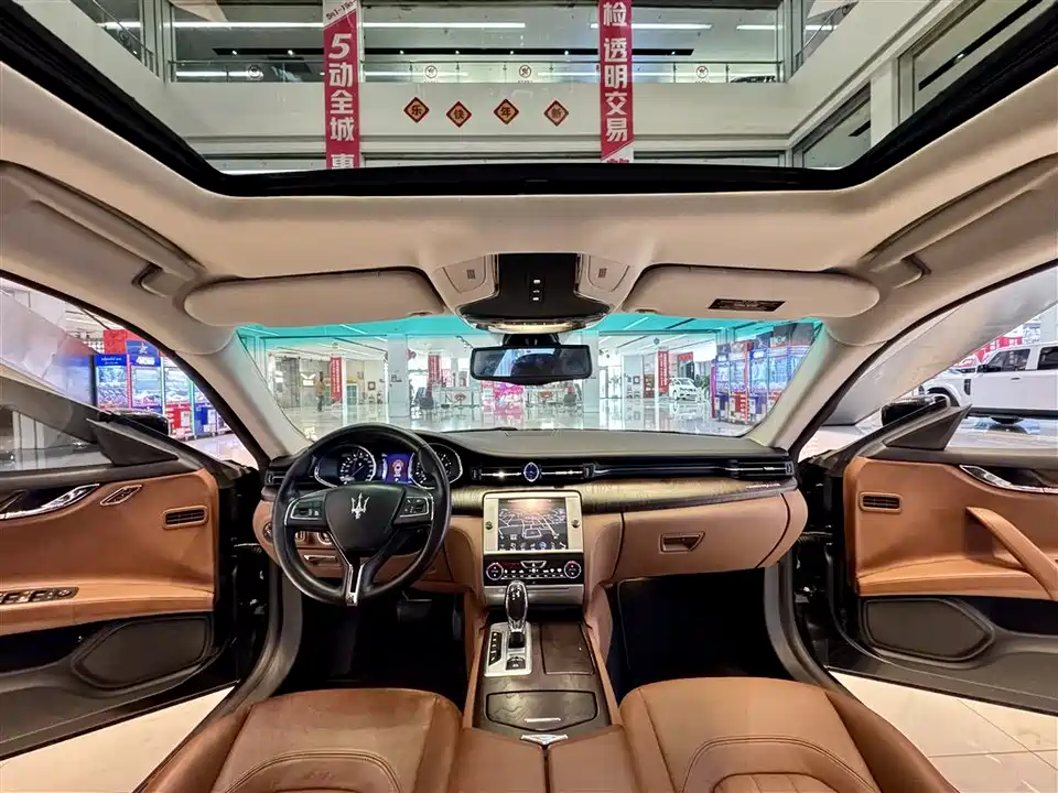 Maserati President