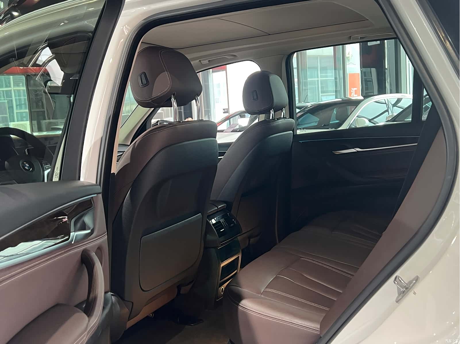 BMW X5, 2018 все фото