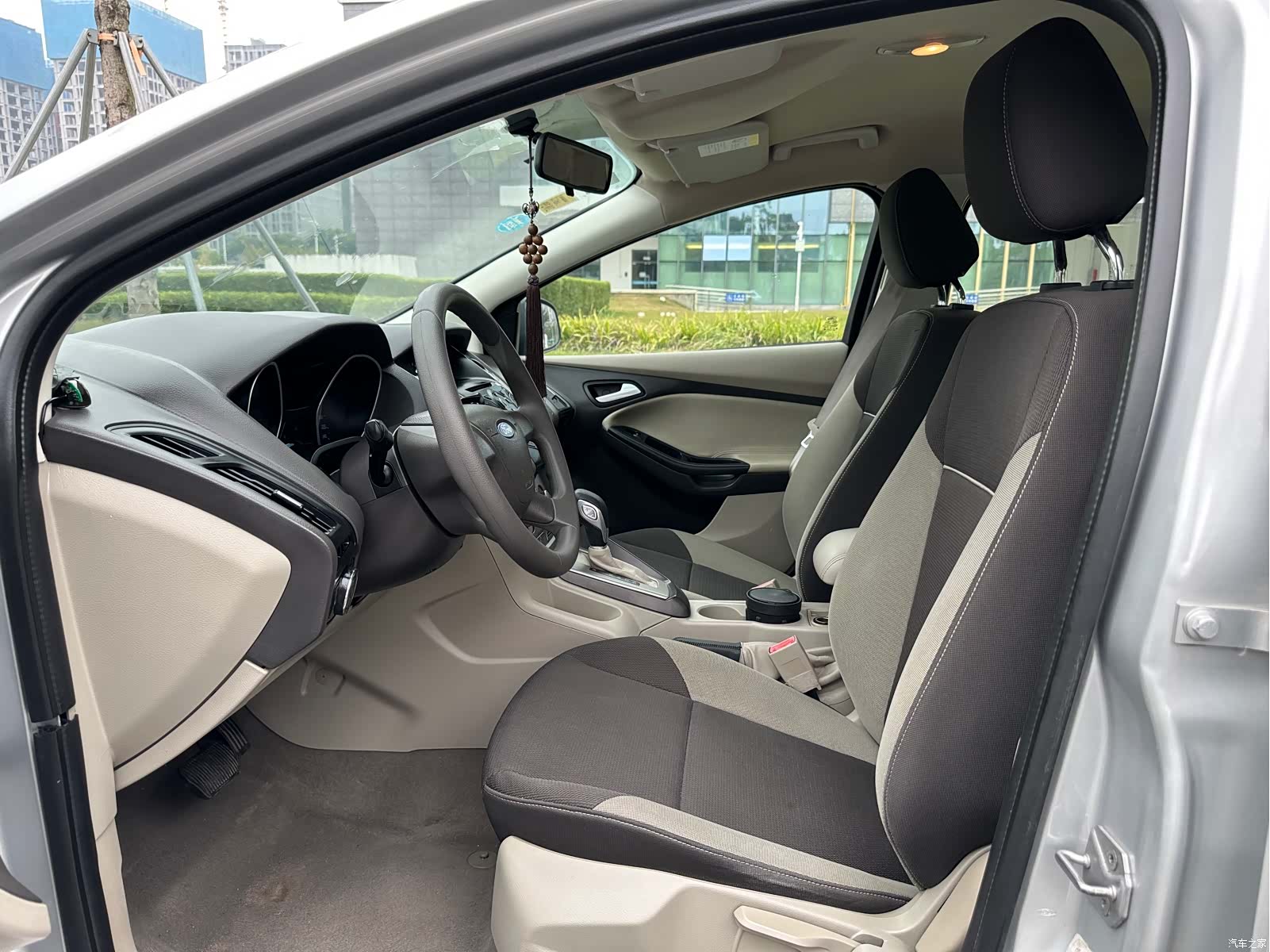 Ford Focus, 2012 12