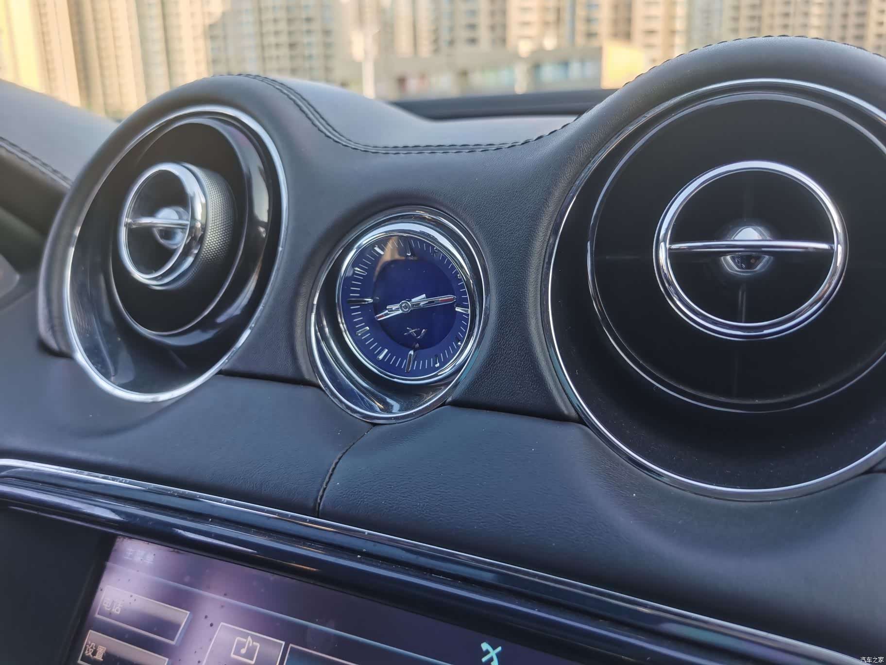 Jaguar XJ, 2011 30